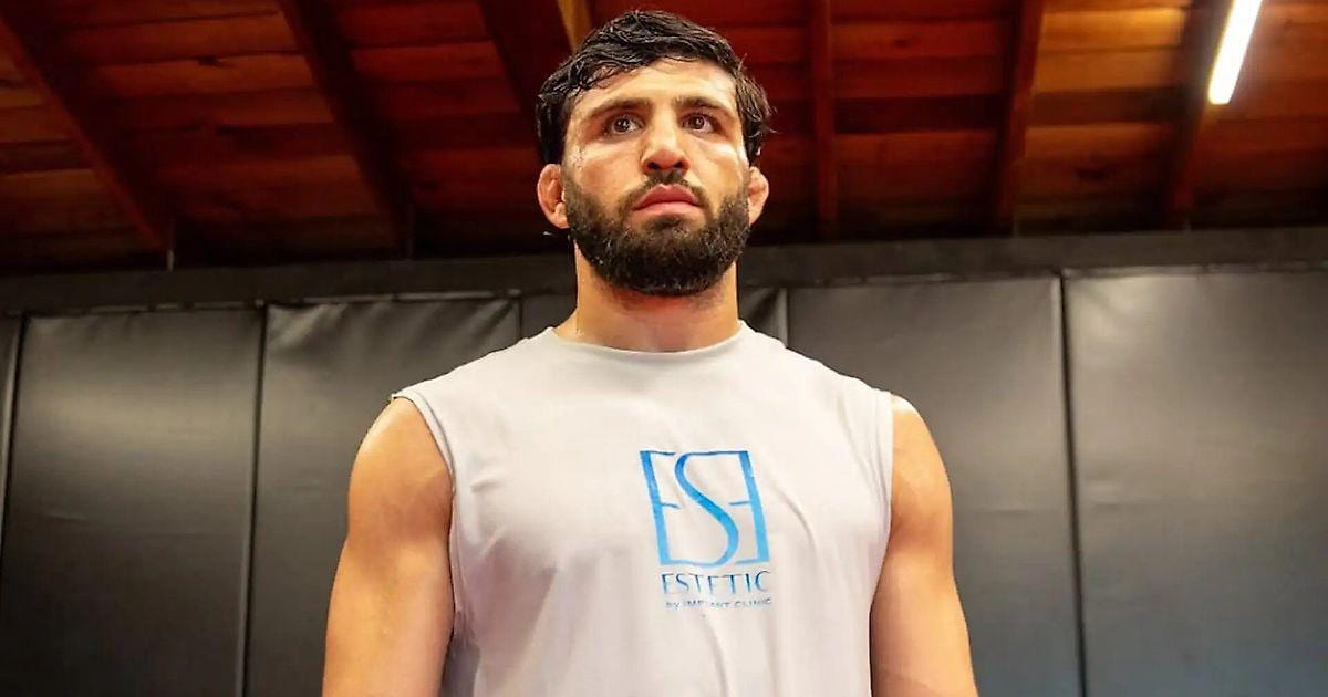 Царукян vs Фергюсон: звезды UFC сойдутся в вольной борьбе на RAF 10