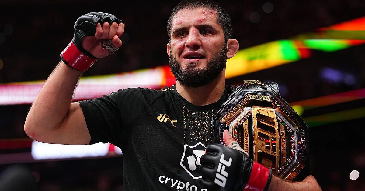 Тренер Махачева: Ислам способен удерживать пояс UFC сколько захочет