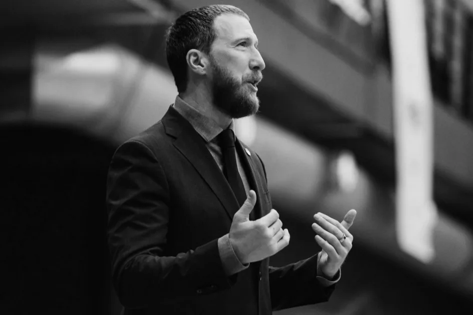 Андрей Кириленко Сандлер қайтыс болғаннан кейін «Динамо» Владивосток клубы