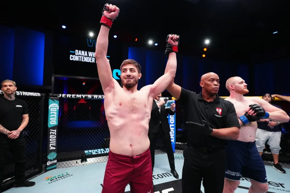 UFC-дегі 3 жеңіс: Яхьяев октагонда бар-жоғы 3 минут 33 секунд жұмсады