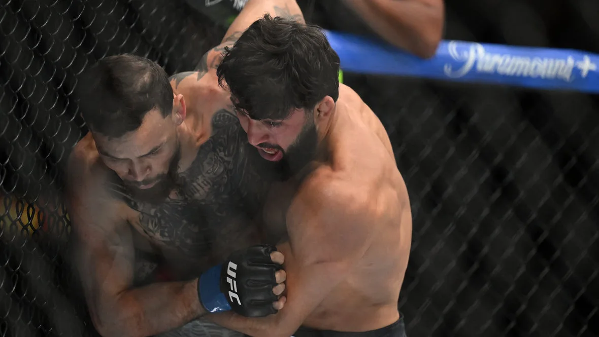 Маурисио Руффи впервые высказался о поражении от Царукяна на UFC 331