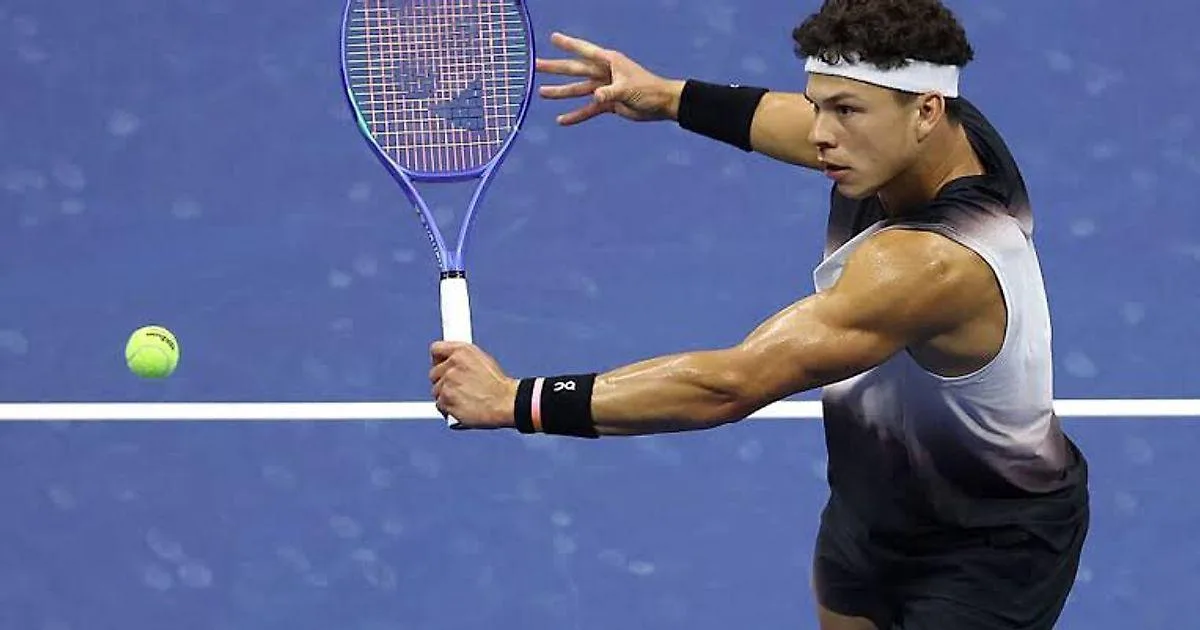 Шелтон впервые обыграл Алькараса и вышел в полуфинал US Open