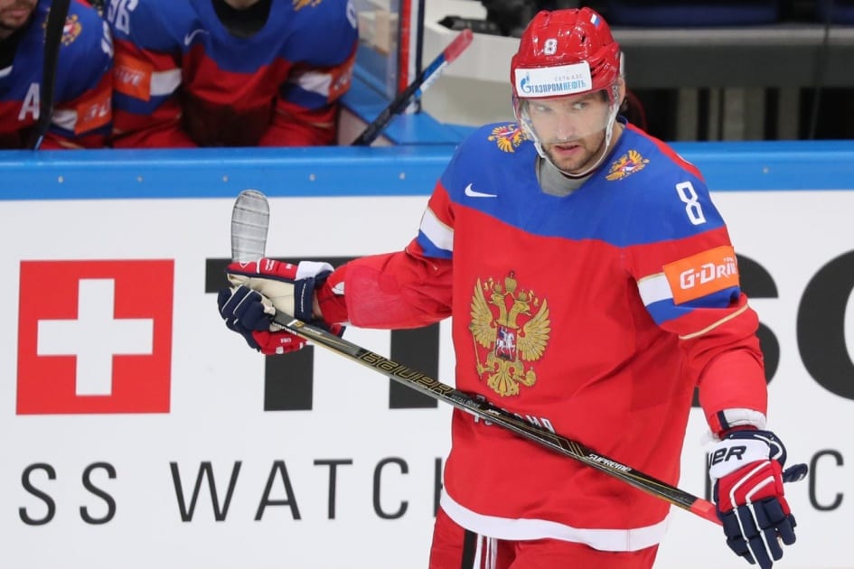 «Думал, что на одном коньке всех обыграет»: Картаев — о слабой игре Овечкина за сборную