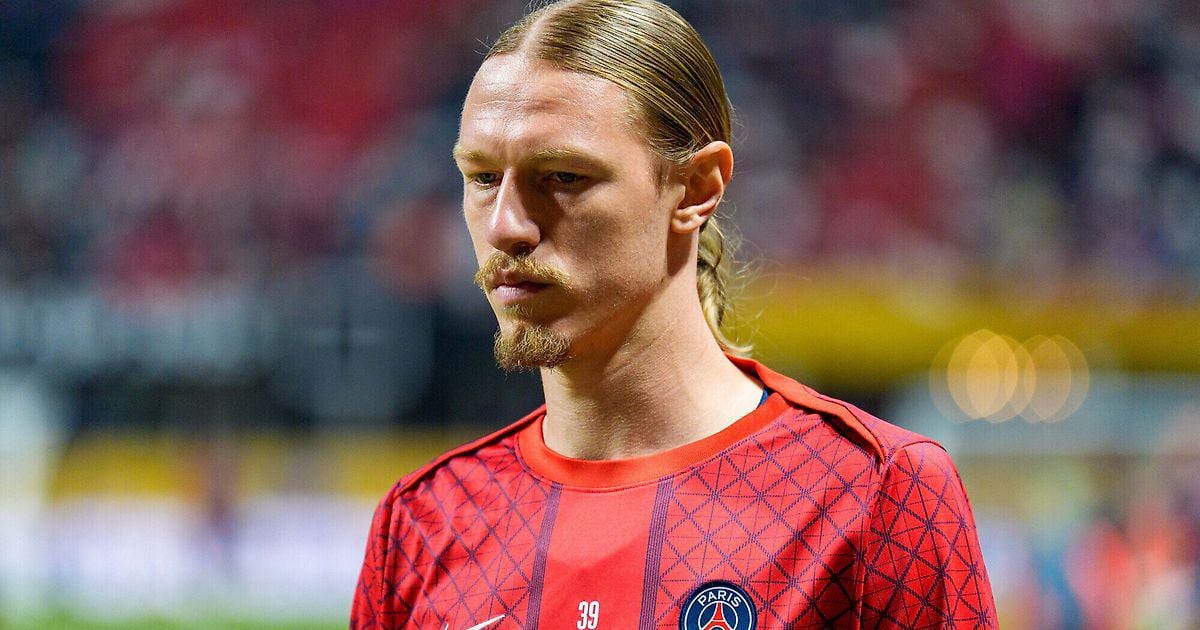 «Бавария» разгромила «ПСЖ»: Сафонов получил 5, а Хвича – 9 от L’Equipe
