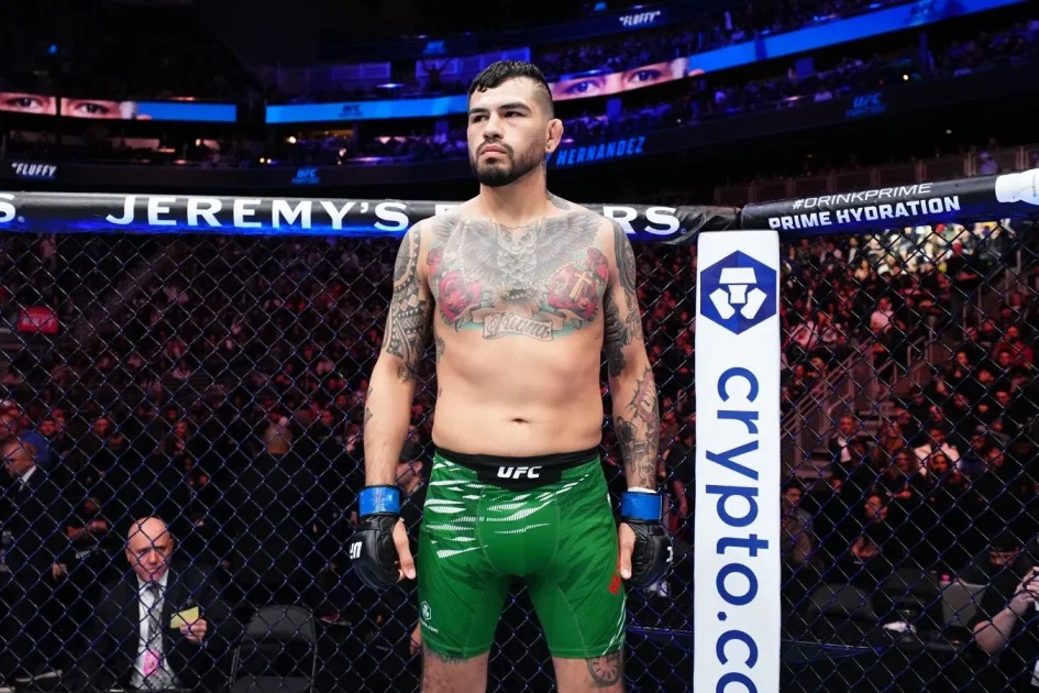 Грегори Родригес победил Энтони Эрнандеса в главном бою UFC Fight Night 285