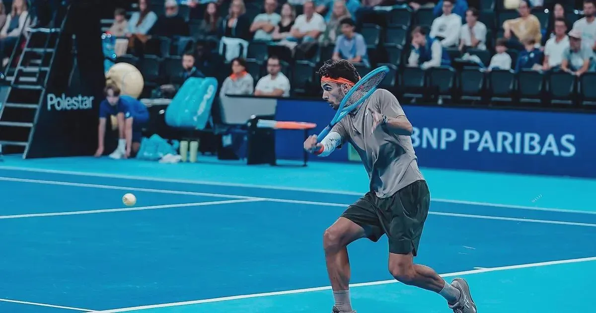 Музетти отыграл четыре матчбола у Коболли и пробился в 10-й финал ATP