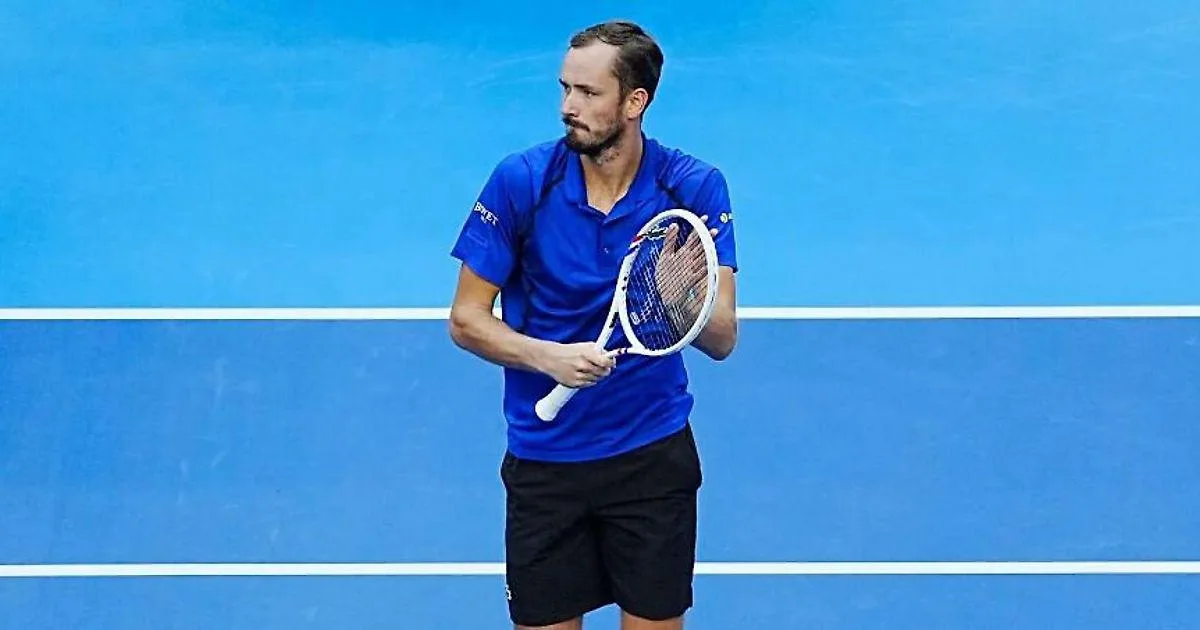 Пекин (ATP): Медведев против Серундоло в 1/4 финала