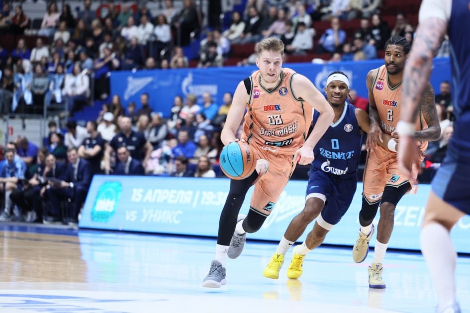 MVP апреля в Единой лиге: Карданахишвили из «Уралмаша» — о серии с «Зенитом»