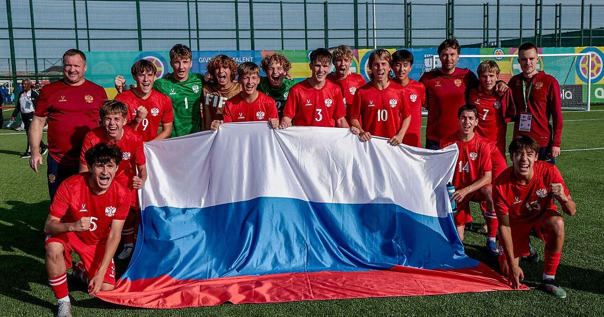 Митрофанов: в ФИФА рады участию сборной России U15 в Баку