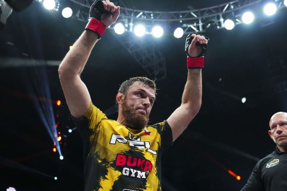 Магомедов разобрал Иго на PFL: уверенная победа в Су-Фолсе