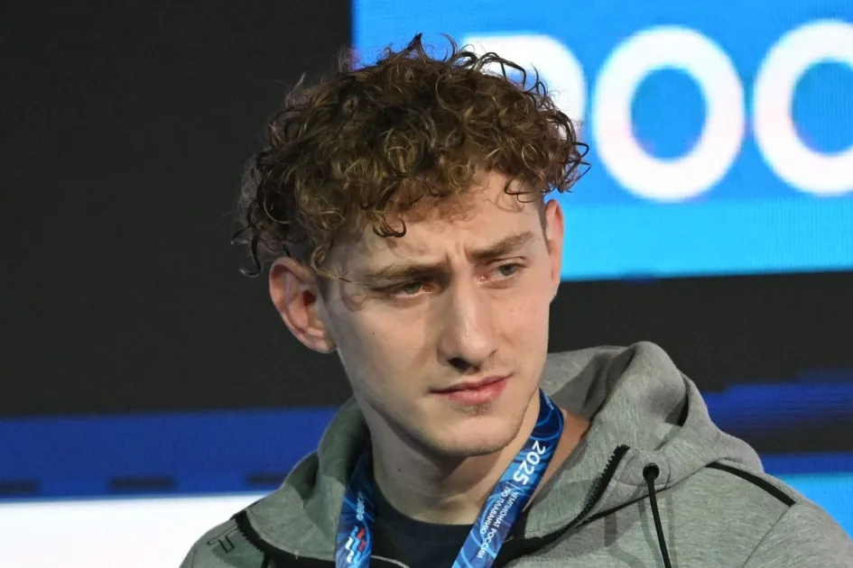 Щербаков и Бородин пробились в финал ЧЕ-2026 на дистанции 200 м комплексом