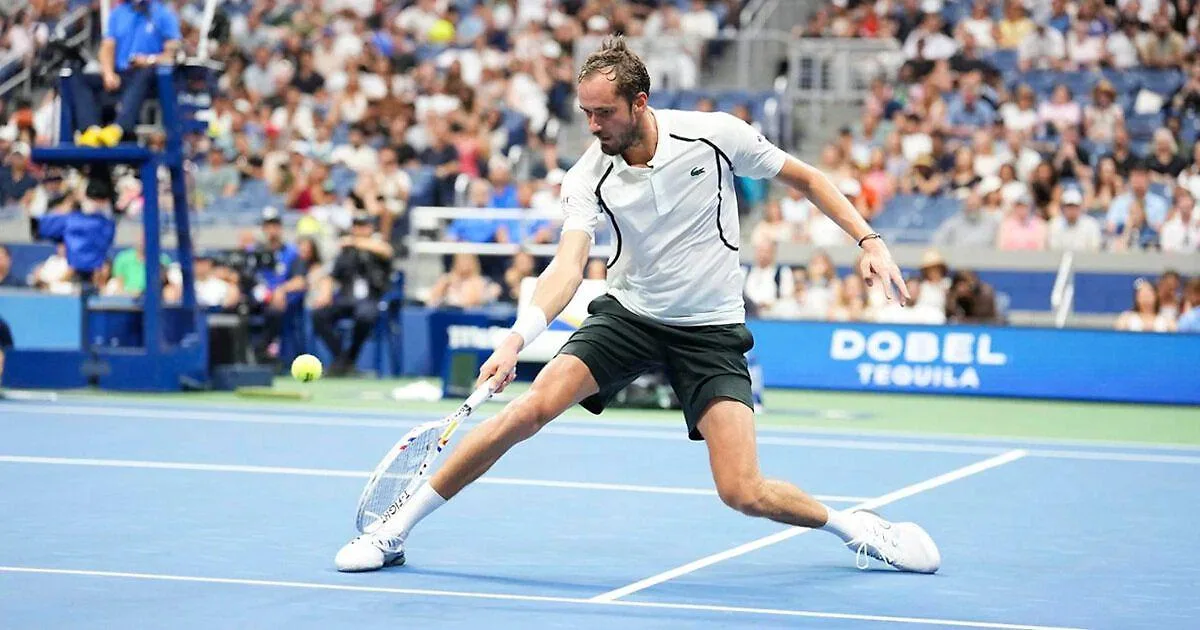 US Open: Медведев вышел в третий круг, Рублев выбыл, матчи прерваны дождем