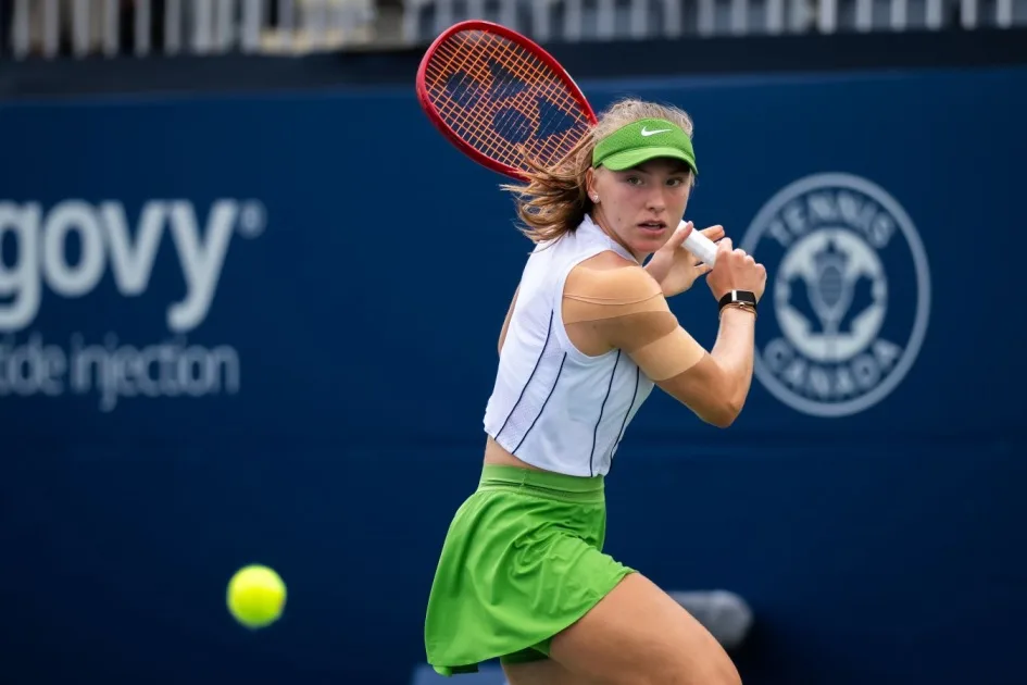 Корнеева уступила Гауфф в первом сете 1/8 финала WTA-1000 в Торонто